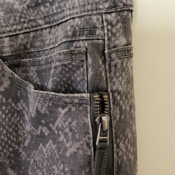 Democracy Reptile Patterned Ab Soloution Pants Size 10 - Picture 3 of 9